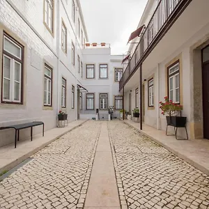 Apartamento Charming In Private At Graca, Lisboa
